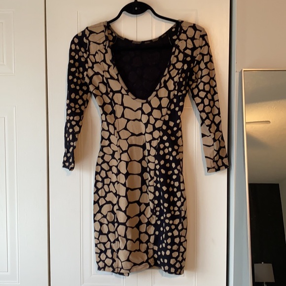 ✨Aritzia Wilfred Long-sleeve Mini Dress XS - Picture 2 of 6